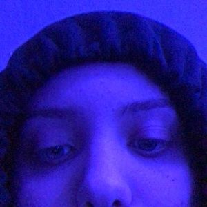 Meet your Posher, Ana